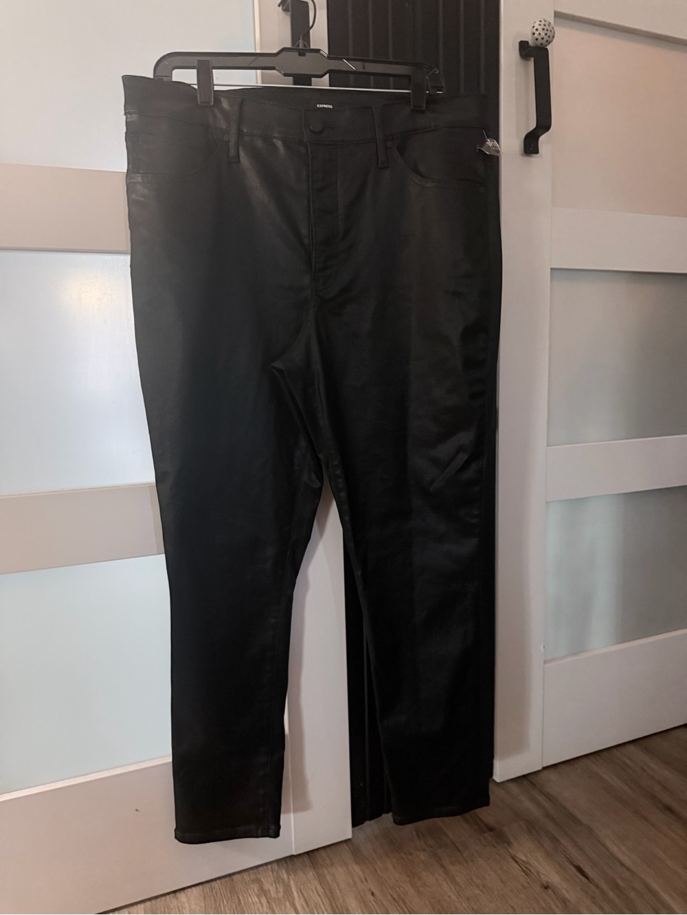 Express Men's Slim Coated Jeans in Black